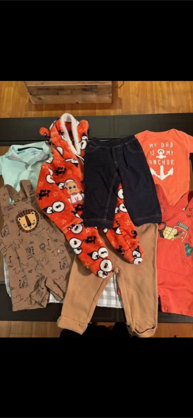 👶🏻 Assorted Baby Boy Clothes 6 - 18 Months!