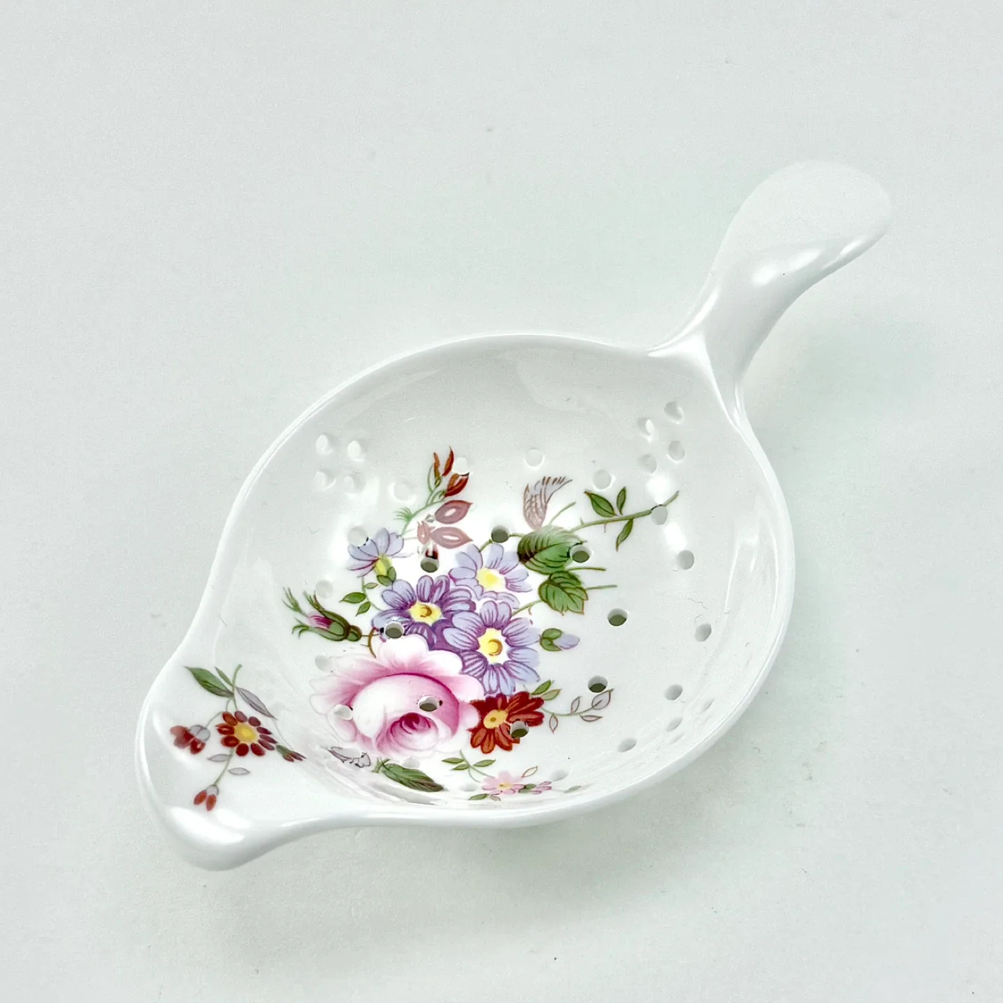 Royal Crown Derby Posies tea leaf strainer