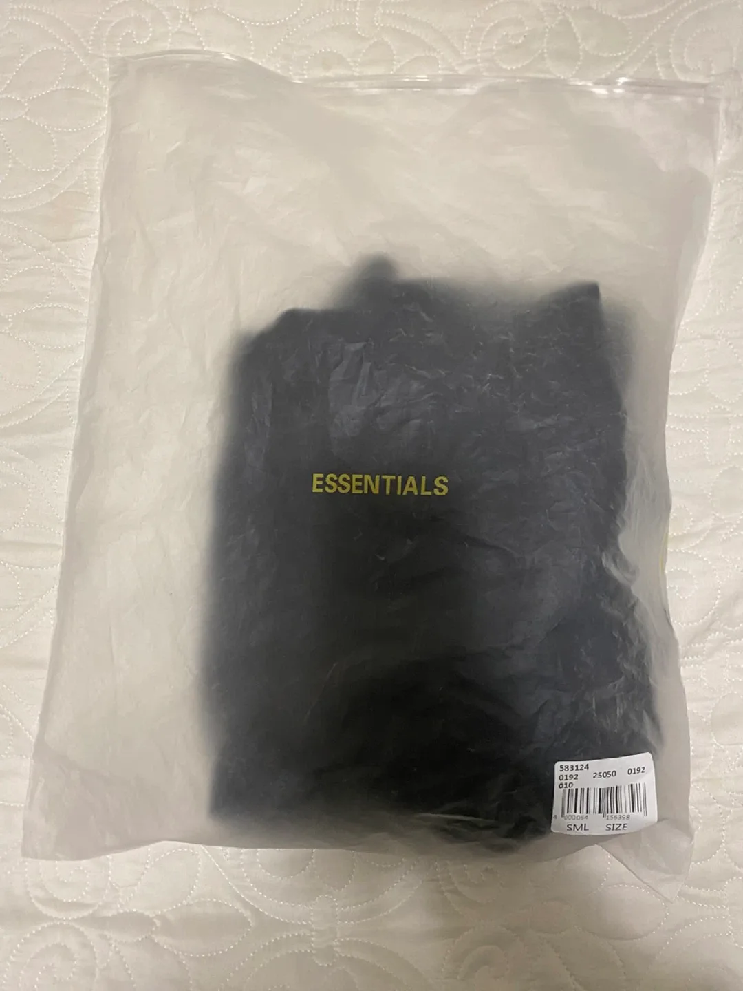 Essentials Fear of God Black Shorts - Size M image indicator(5)