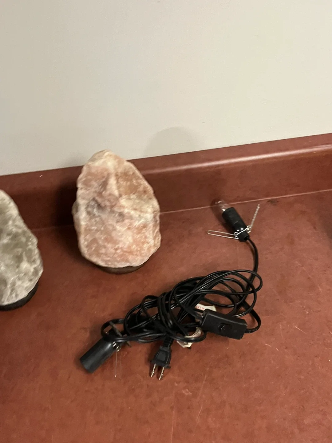 Himalayan Salt Lamps (2) image indicator(3)