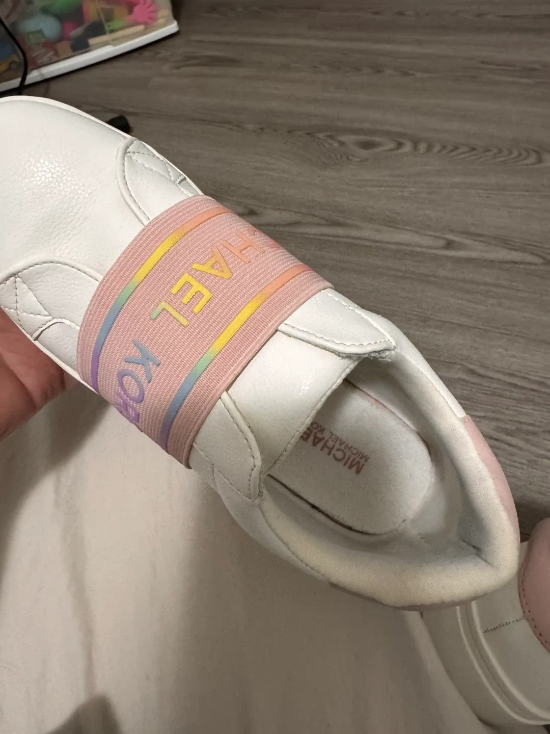 Michael Kors Sneakers - Size 1 kids image indicator(2)