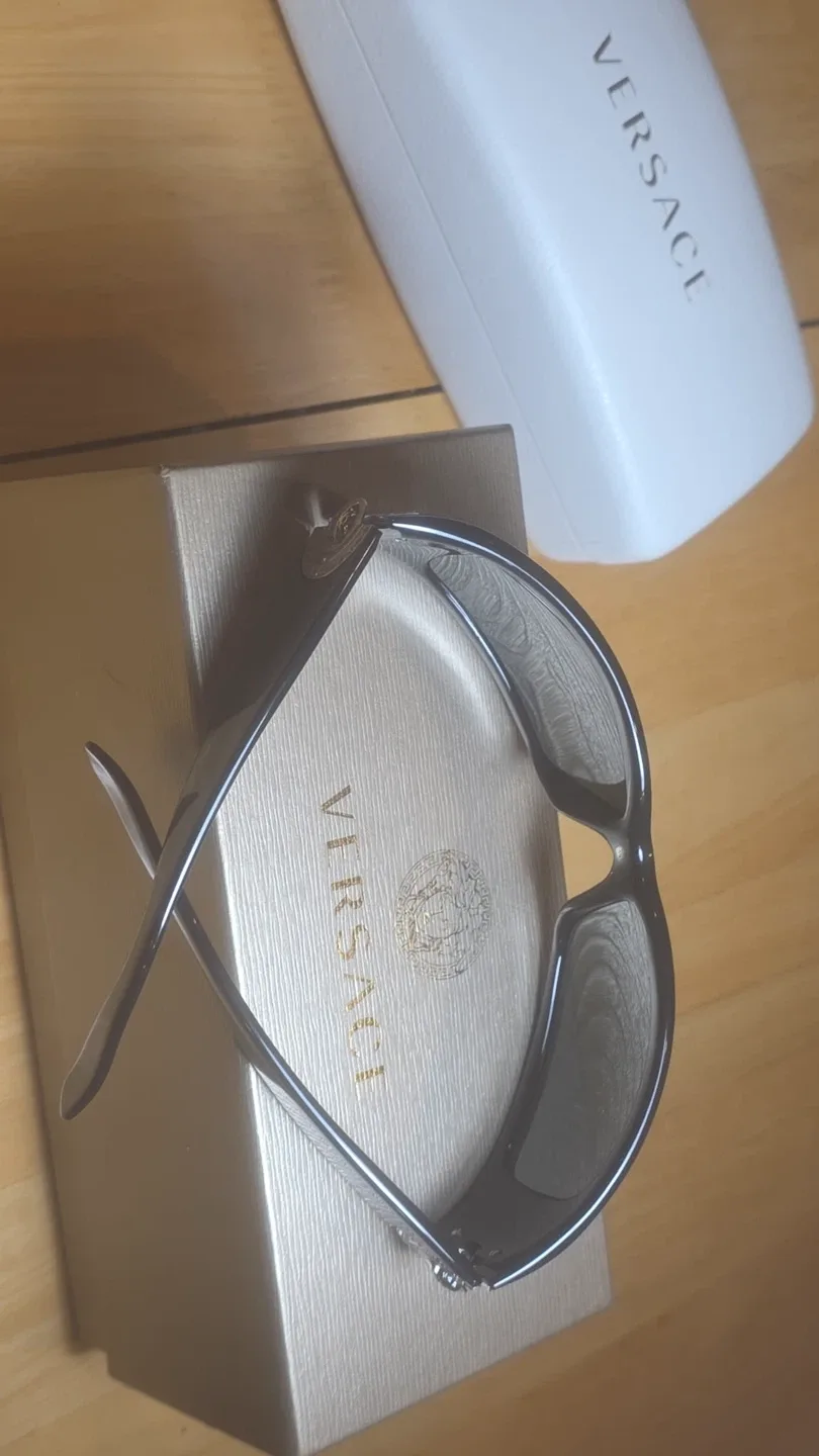 Never used new vintage authentic Versace sunglasses image indicator(2)
