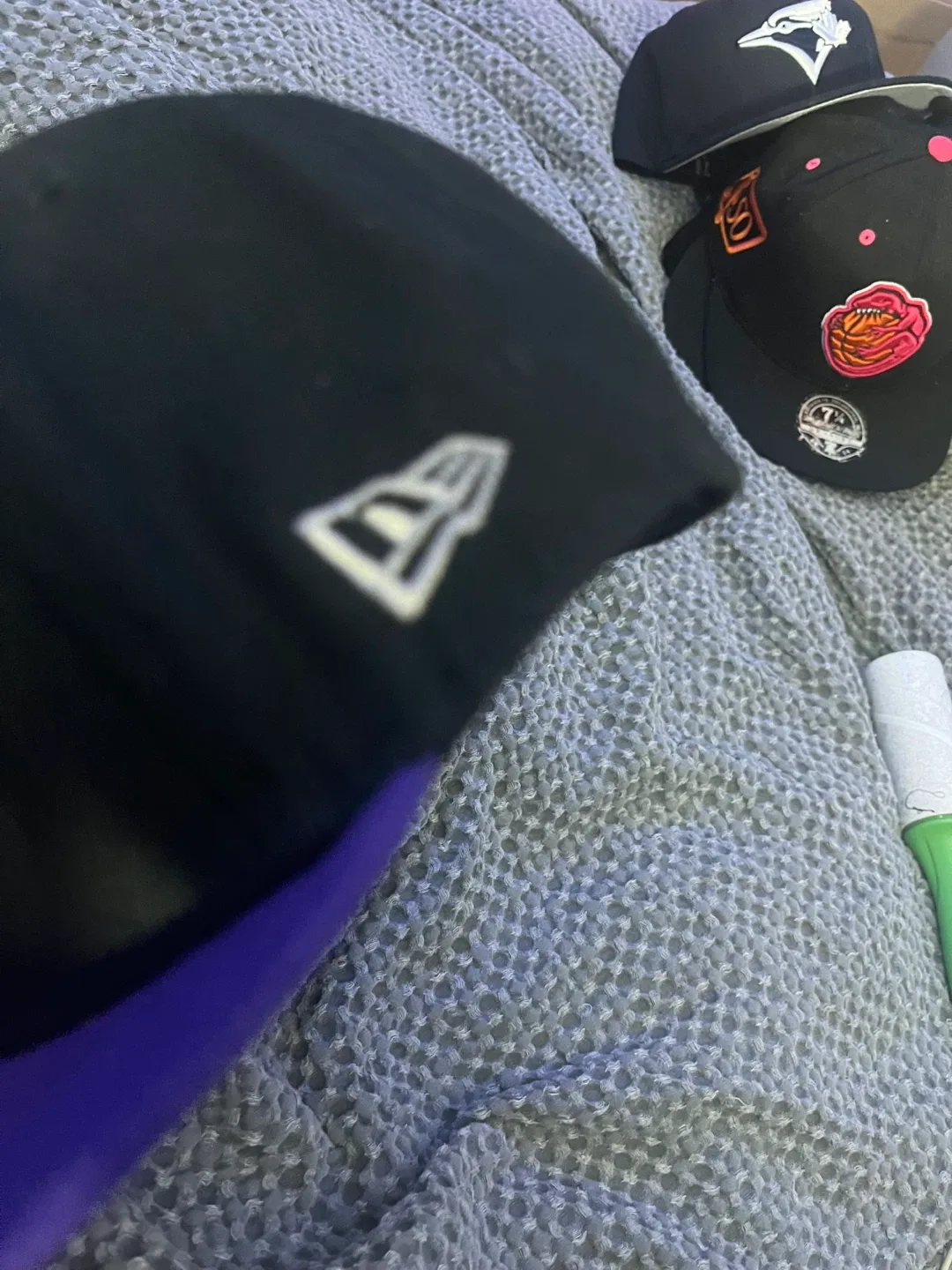 New Era Colorado Rockies Fitted Hat 7 3/8 image indicator(4)