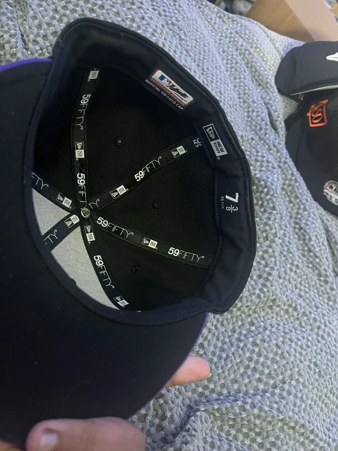 New Era Colorado Rockies Fitted Hat 7 3/8 image indicator(3)