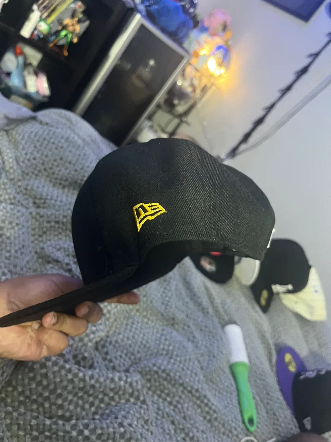 New Era Pittsburgh Pirates 59FIFTY Fitted Hat Size 7 3/8 image indicator(2)