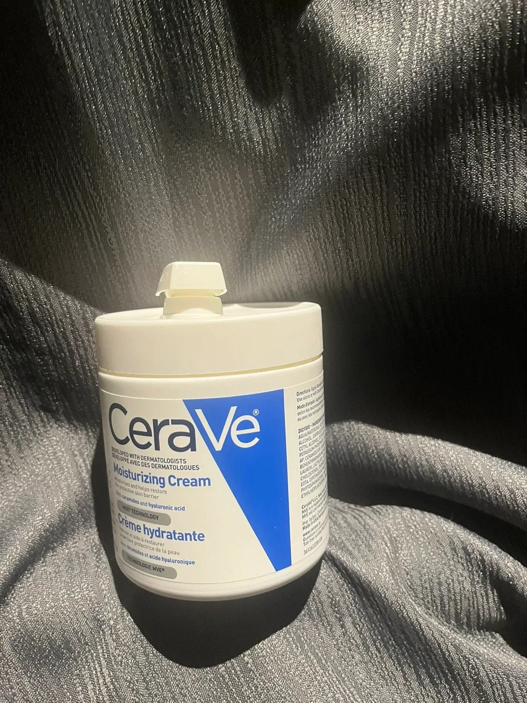 CeraVe Moisturizing Cream thumbnail