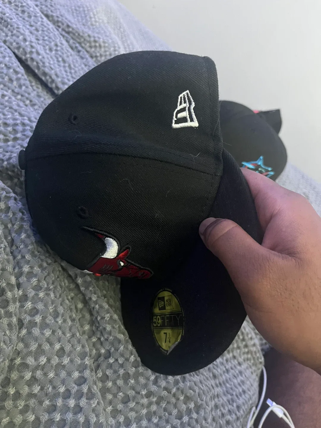 New Era Chicago Bulls Fitted Hat - Size 7 1/4 image indicator(4)