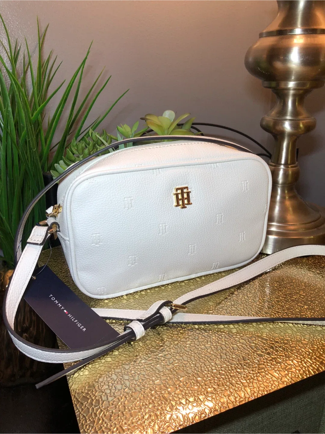 Tommy Hilfiger White Crossbody Bag image indicator(5)