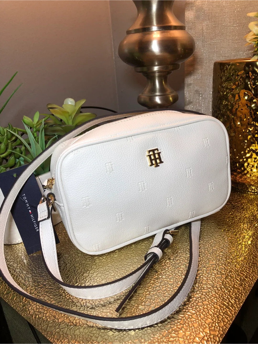Tommy Hilfiger White Crossbody Bag image indicator(2)