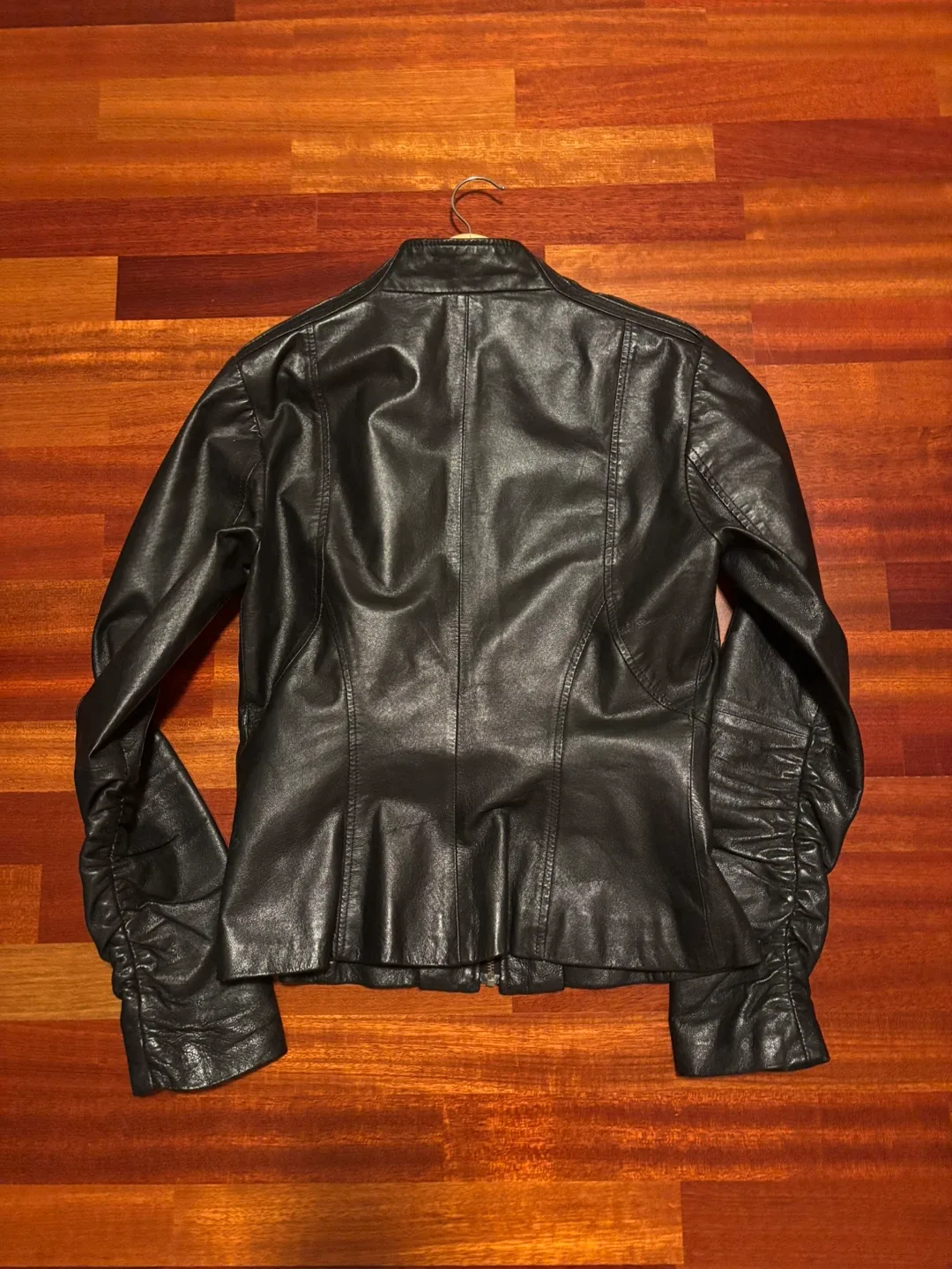 Danier Genuine Fitted Leather Jacket image indicator(4)
