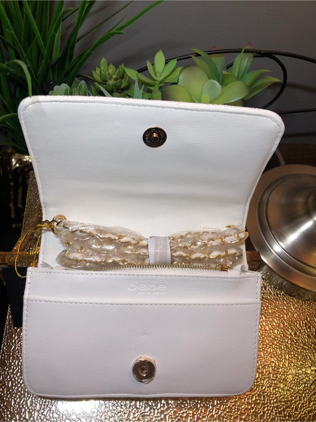 Bebe White Quilted Crossbody Bag - New! image indicator(3)