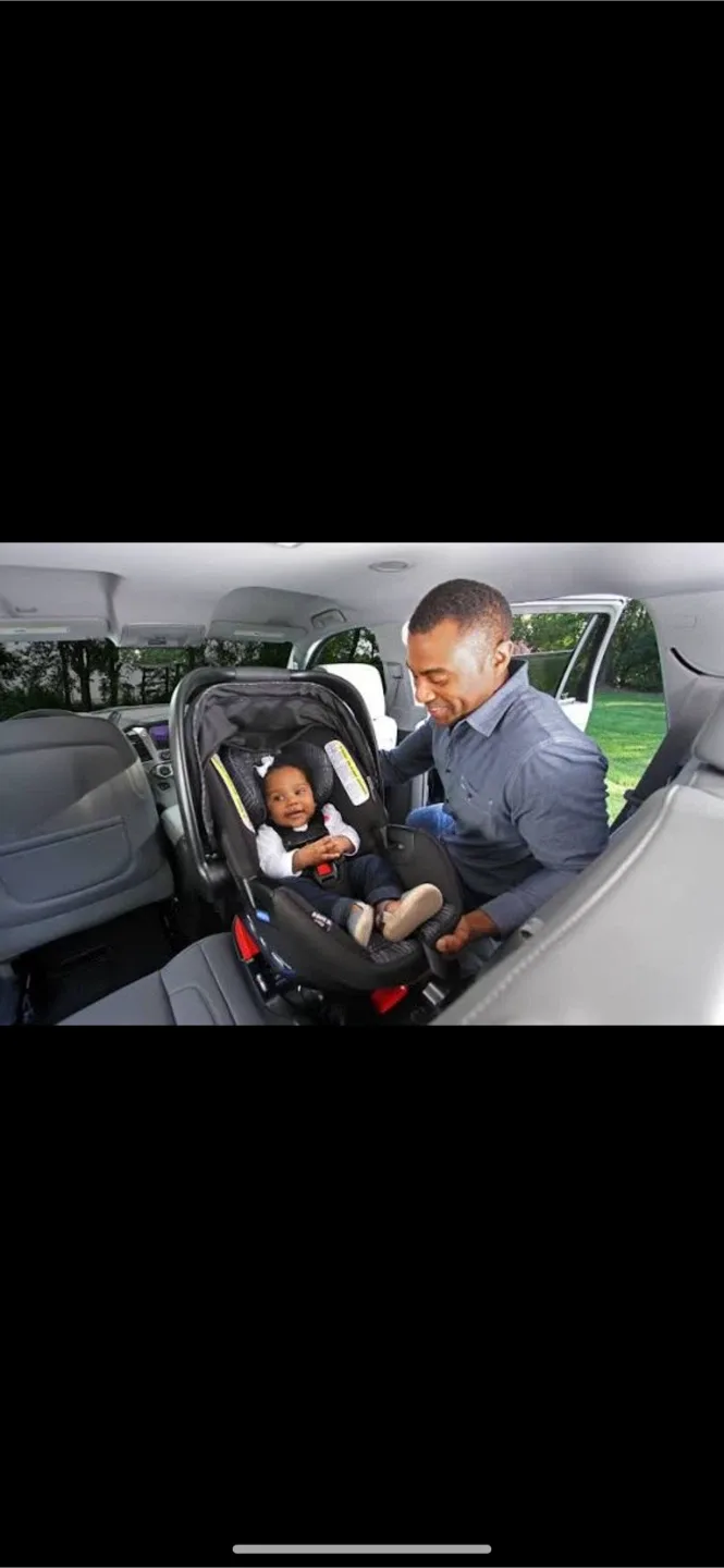 Graco SnugRide 35 Lite LX Infant Car Seat image indicator(9)