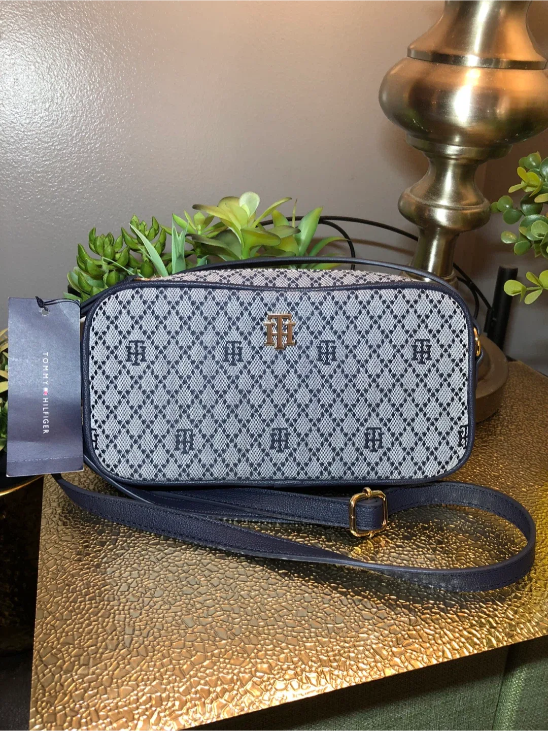 Tommy Hilfiger Crossbody Bag - New with Tags! image indicator(6)