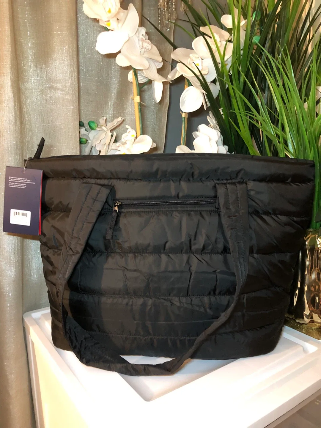 Reebok Beatrice Black Tote Bag - 20.9 L image indicator(6)