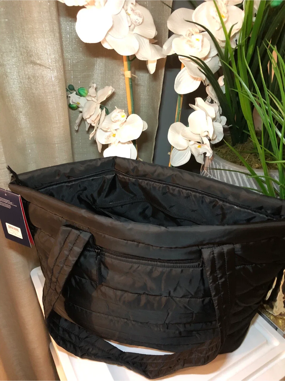 Reebok Beatrice Black Tote Bag - 20.9 L image indicator(2)