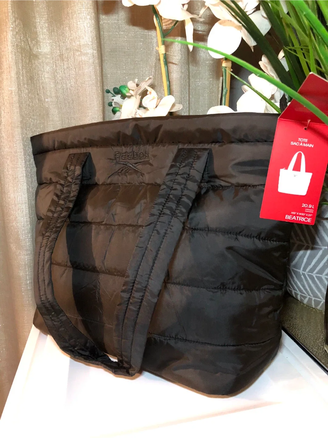 Reebok Beatrice Black Tote Bag - 20.9 L image indicator(4)