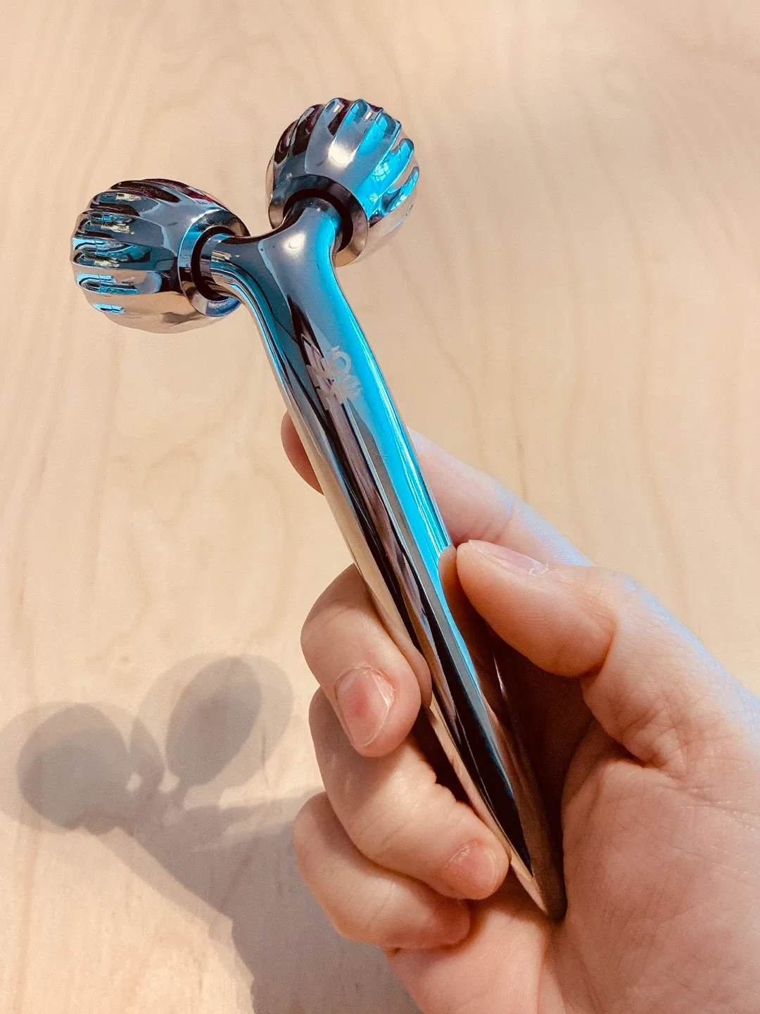 No Me Dual Face Roller in Box image indicator(4)