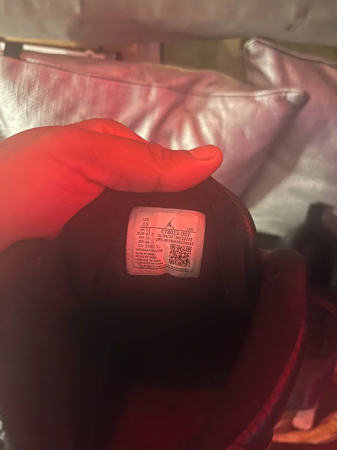 Air Jordan 12 Retro Black/Purple, Size 13 US image indicator(4)