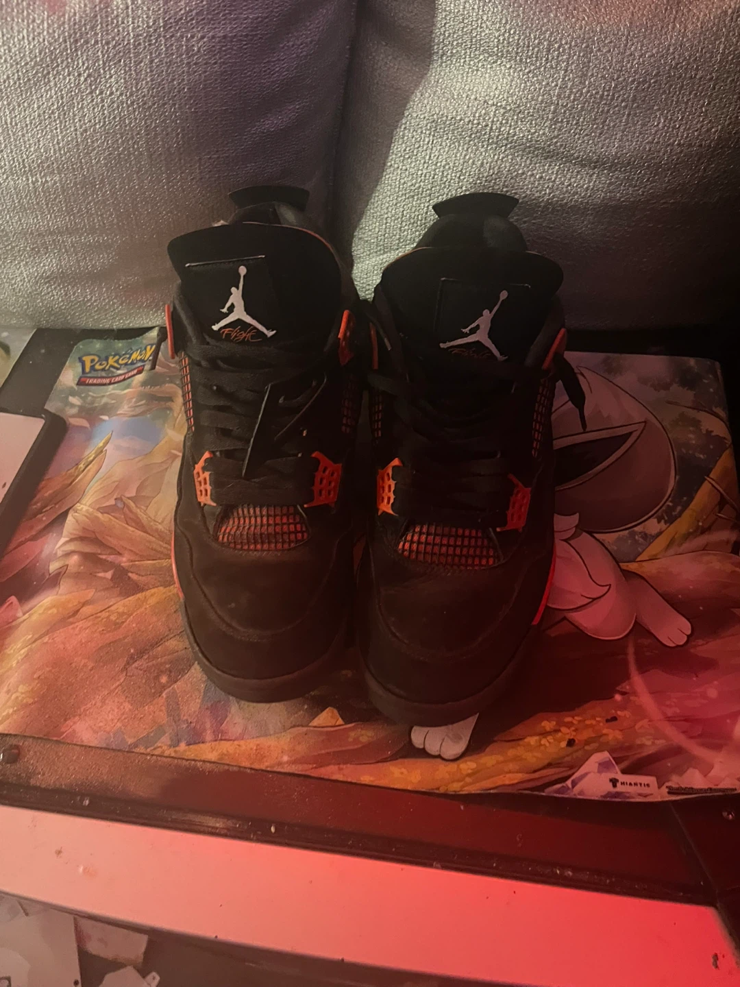 Air Jordan 4 Retro red thunders size 13 broken strap