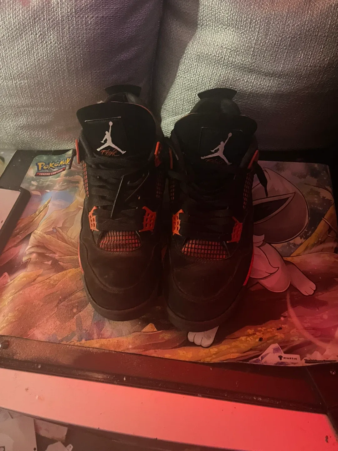 Air Jordan 4 Retro red thunders size 13 broken strap