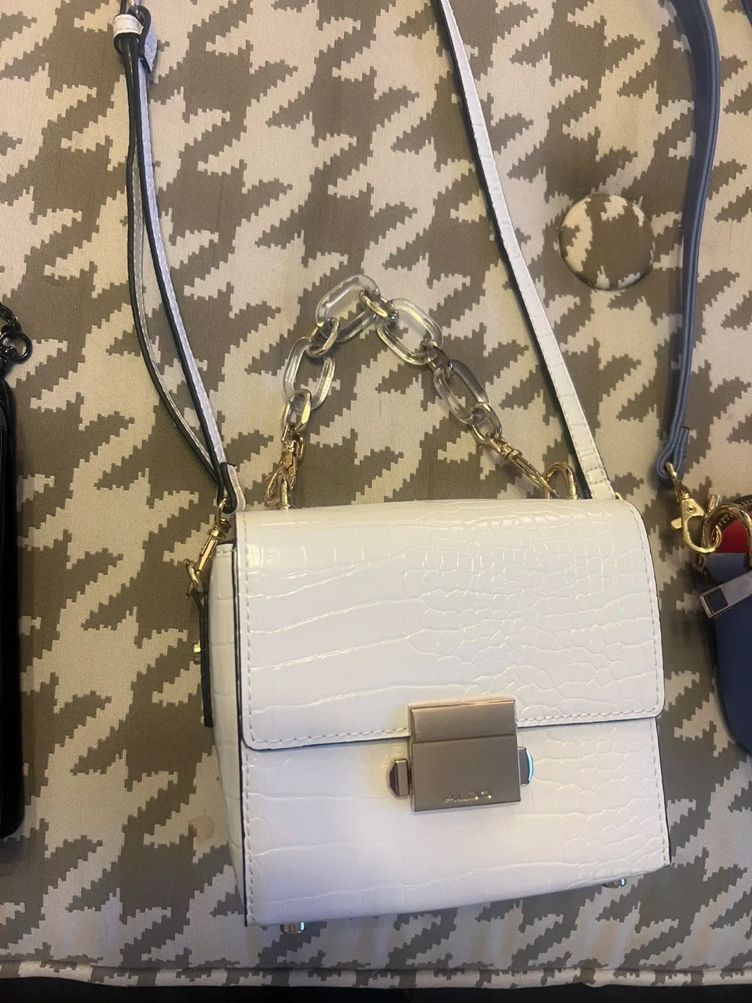 ALDO Crossbody Bags image indicator(2)