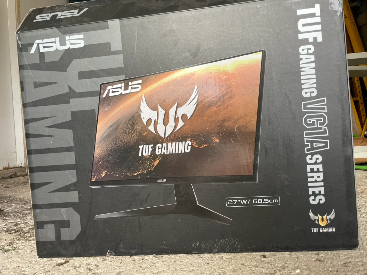 Gaming PC Setup with Desk image indicator(8)