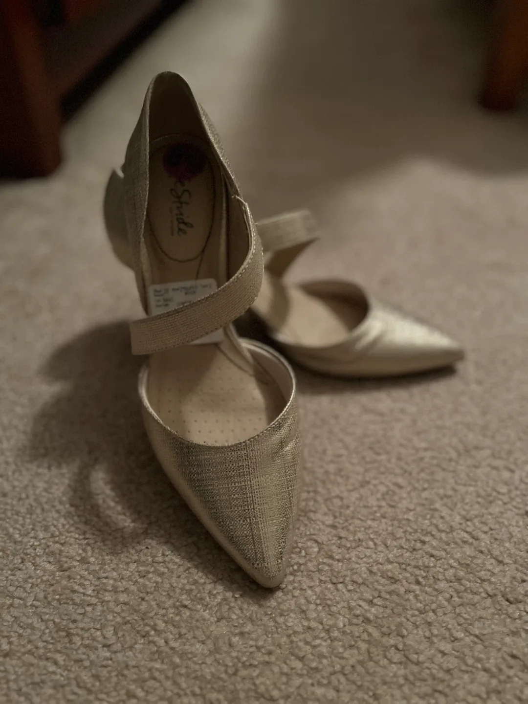 Life Stride Gold Heels image indicator(5)