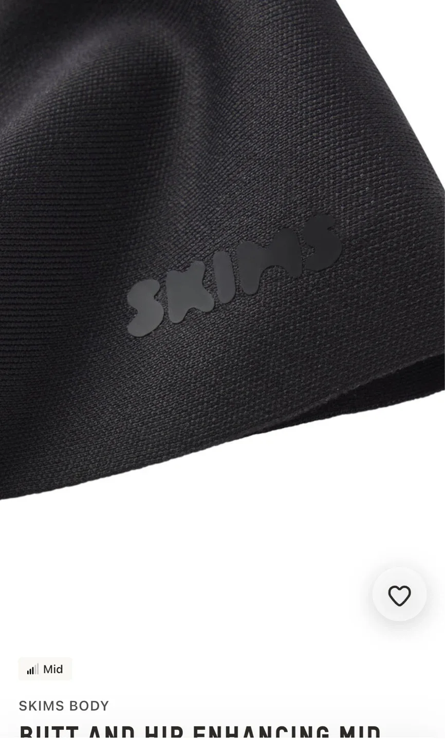 SKIMS Body Butt and Hip Enhancing Mid Thigh Short - L image indicator(7)