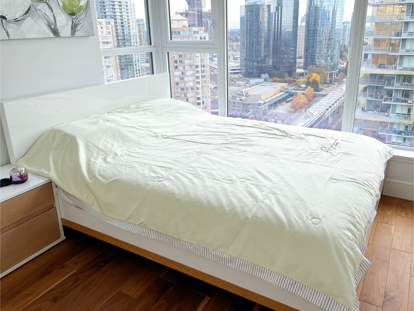 Reynola Bedding Set image indicator(3)