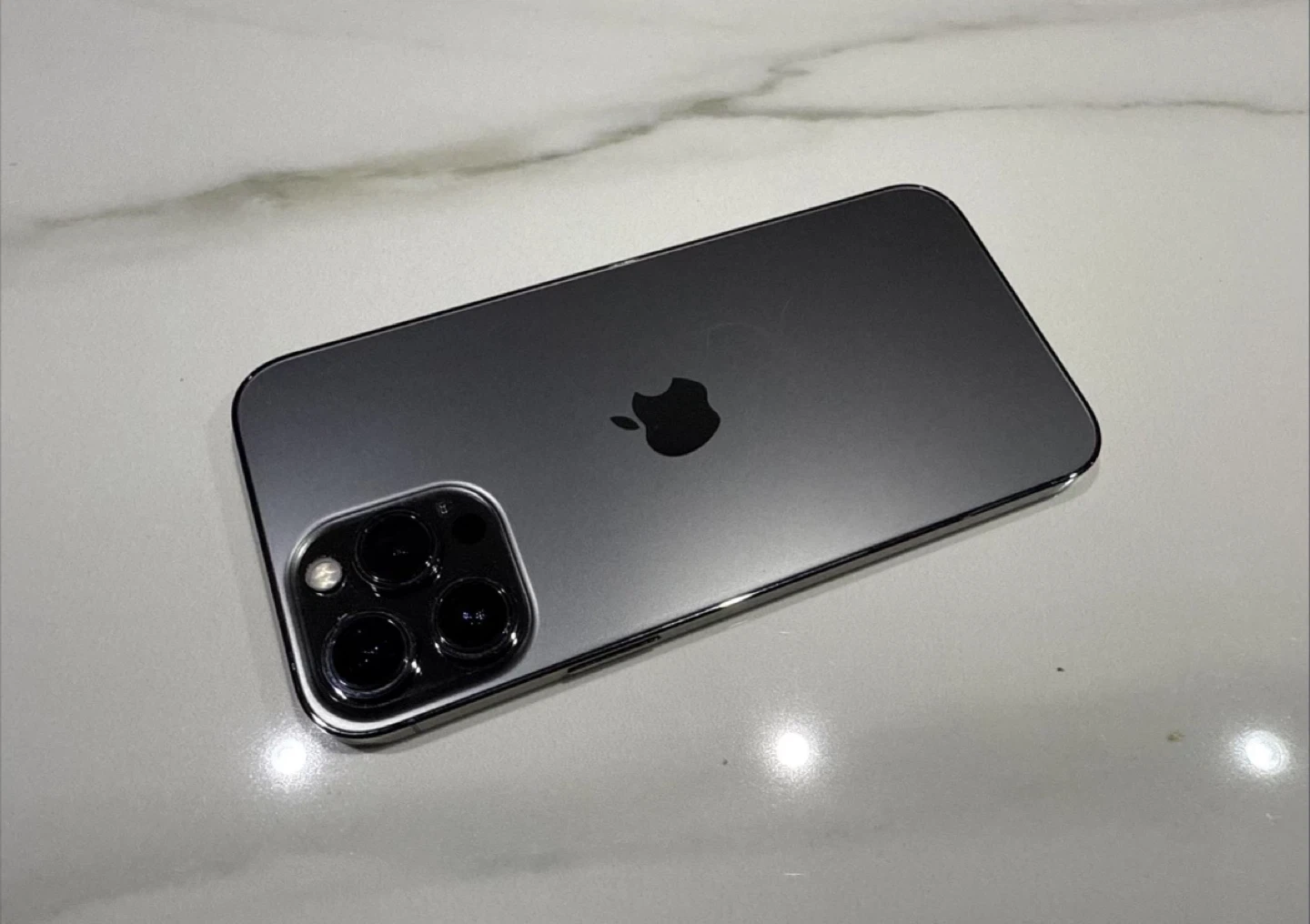 Apple iPhone 13 Pro max- Like New - photo 3