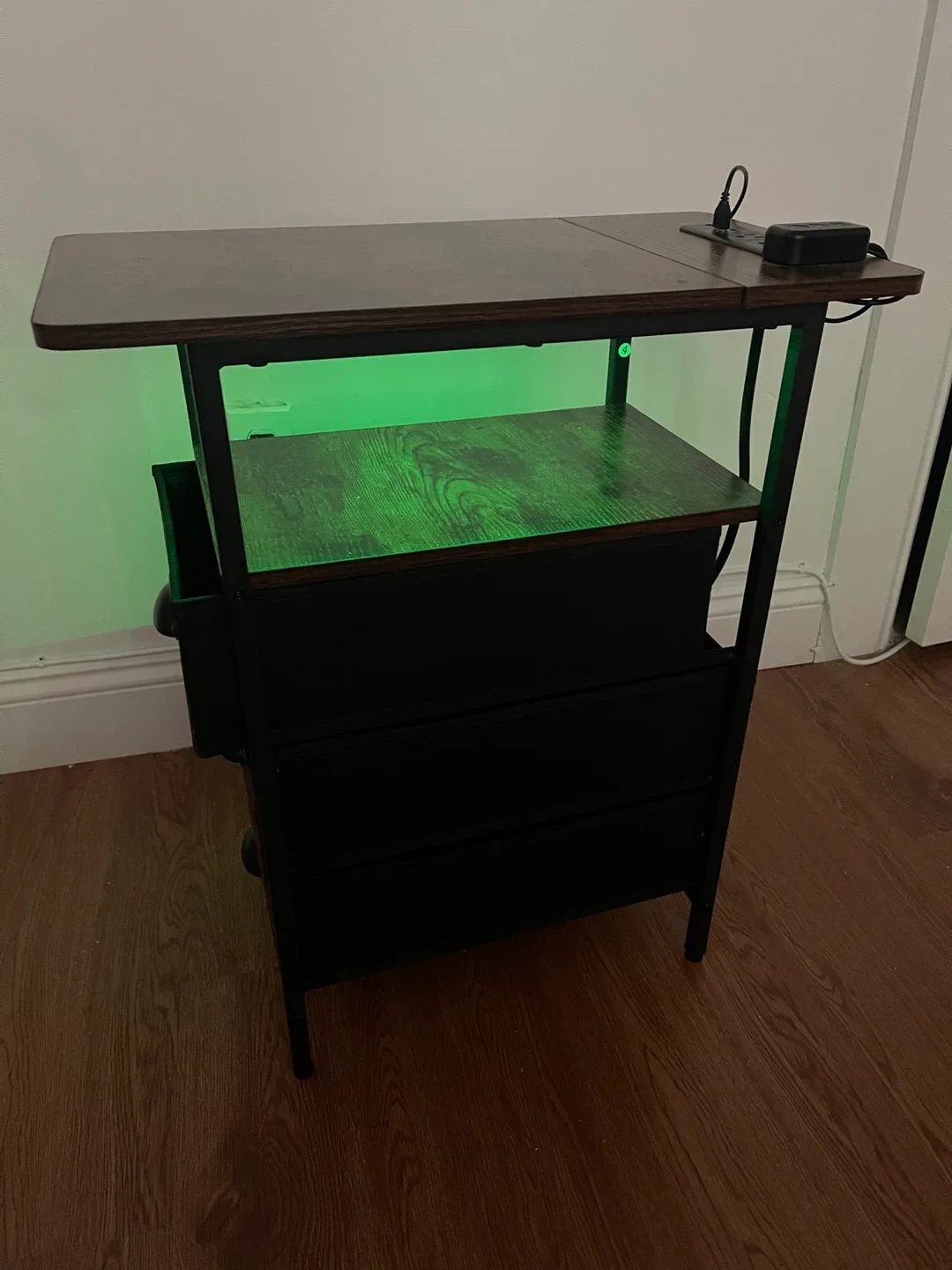 Brown Wood Nightstand with Drawers image indicator(5)