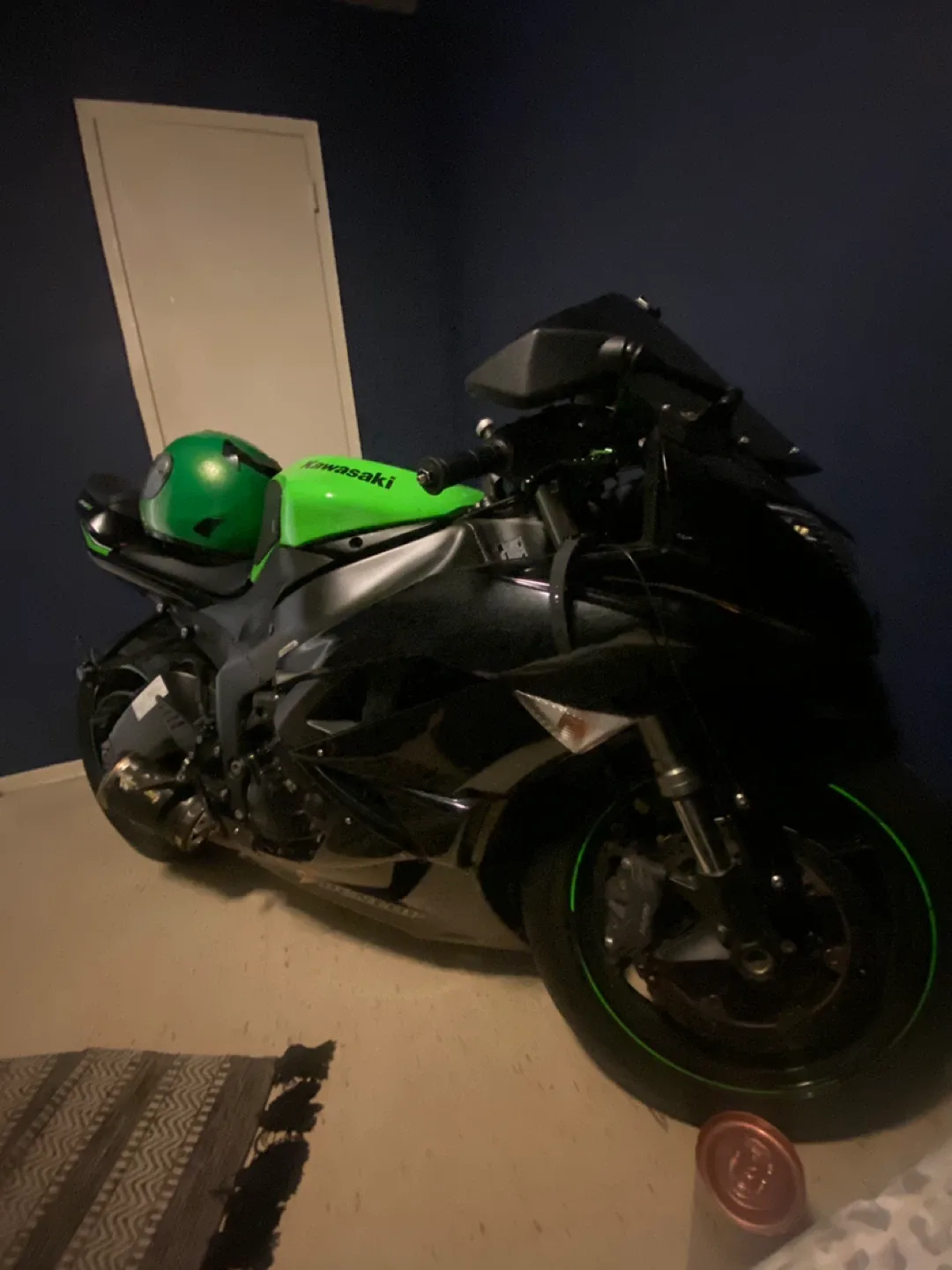 Kawasaki Ninja ZX-6R Motorcycle  2011- Black & Green