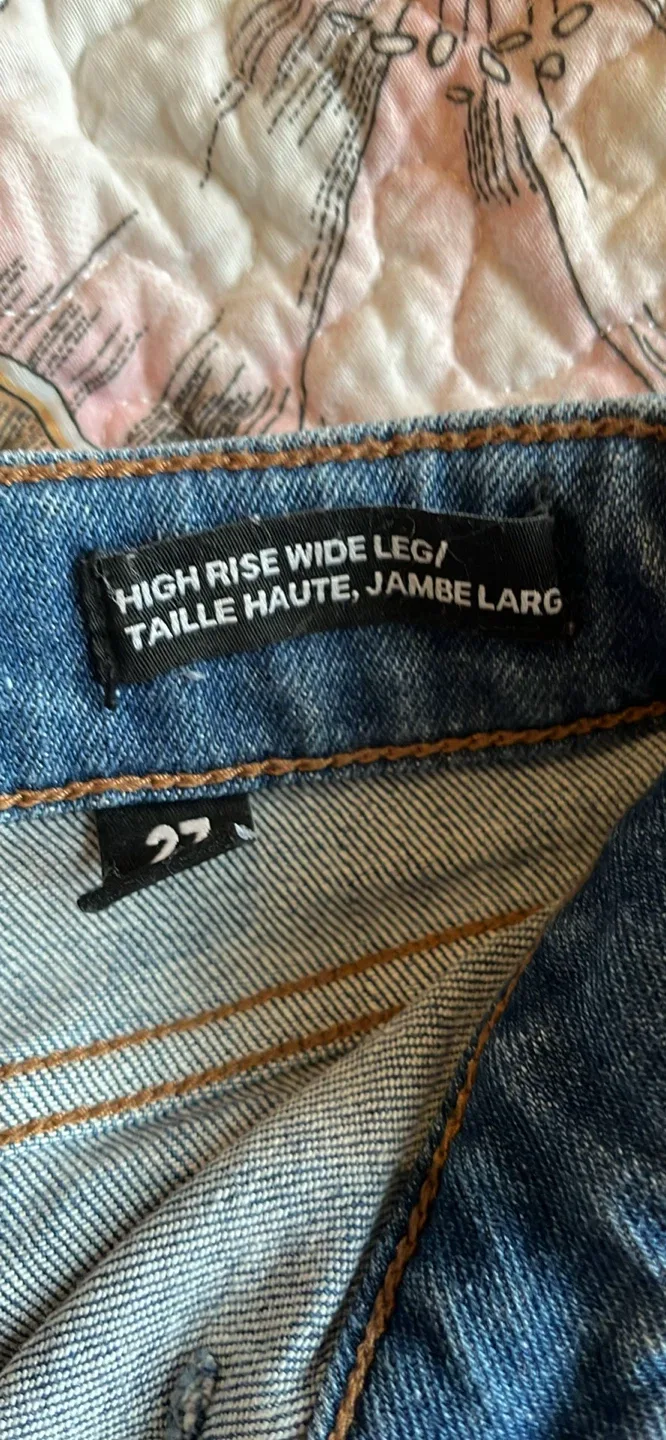 Jillian Harris High Rise Wide Leg Jeans - Size 27 image indicator(4)