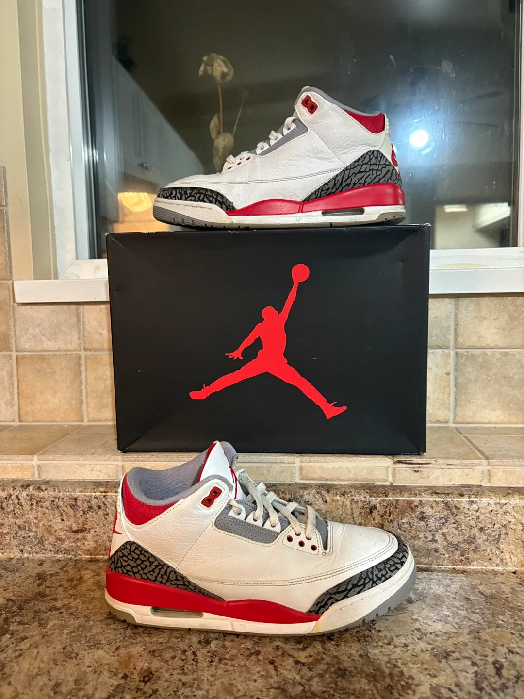 Nike Air Jordan 3 Retro fire red