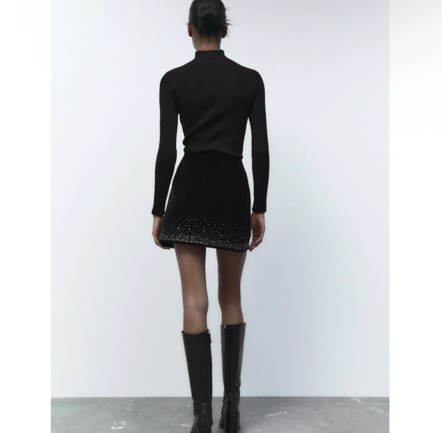 NWOT ZARA Velvet Rhinestone Asymmetrical Mini Skirt image indicator(4)