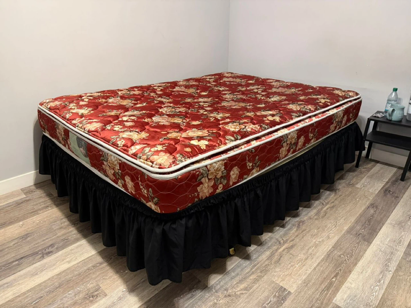 Queen Size bed - photo 3