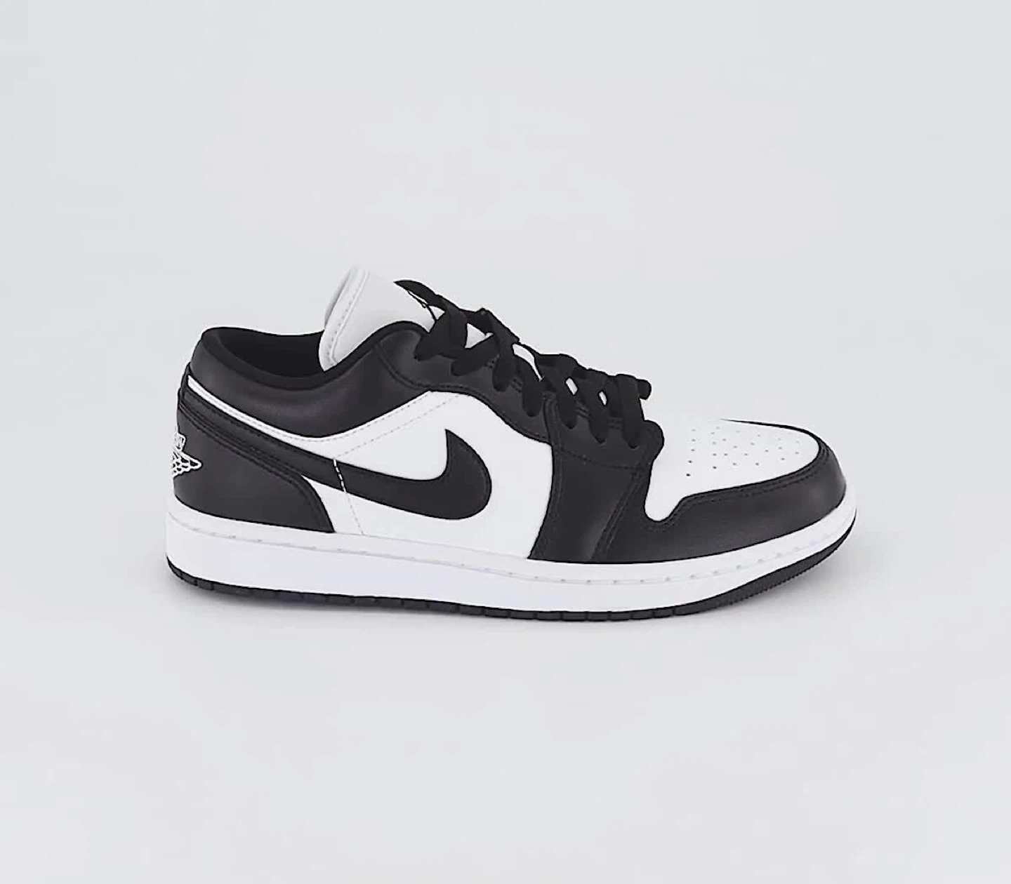 Nike Air Jordan 1 Low - Black/White - Size 9