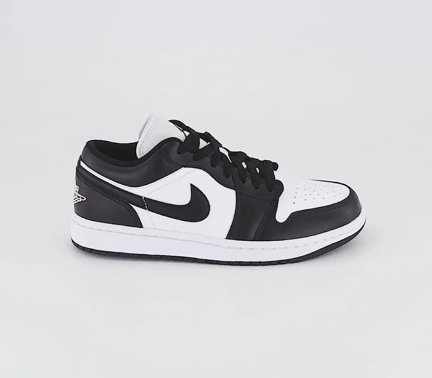 Nike Air Jordan 1 Low - Black/White - Size 9 thumbnail