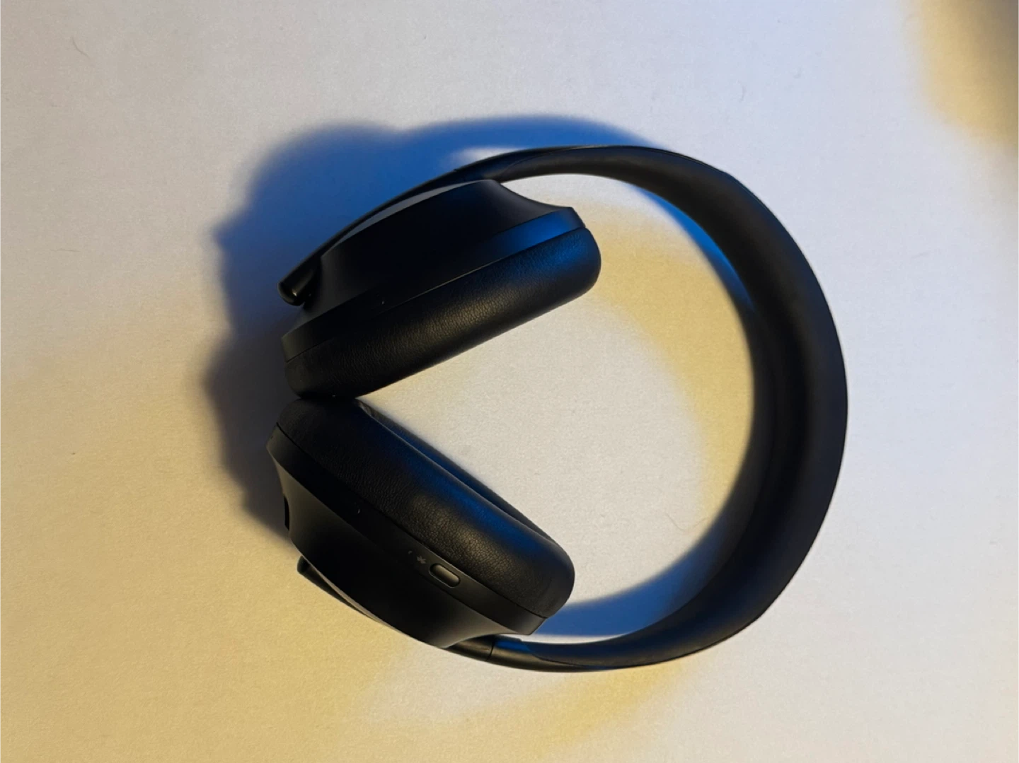 Bose Noise Cancelling Headphones 700 - Black - photo 3