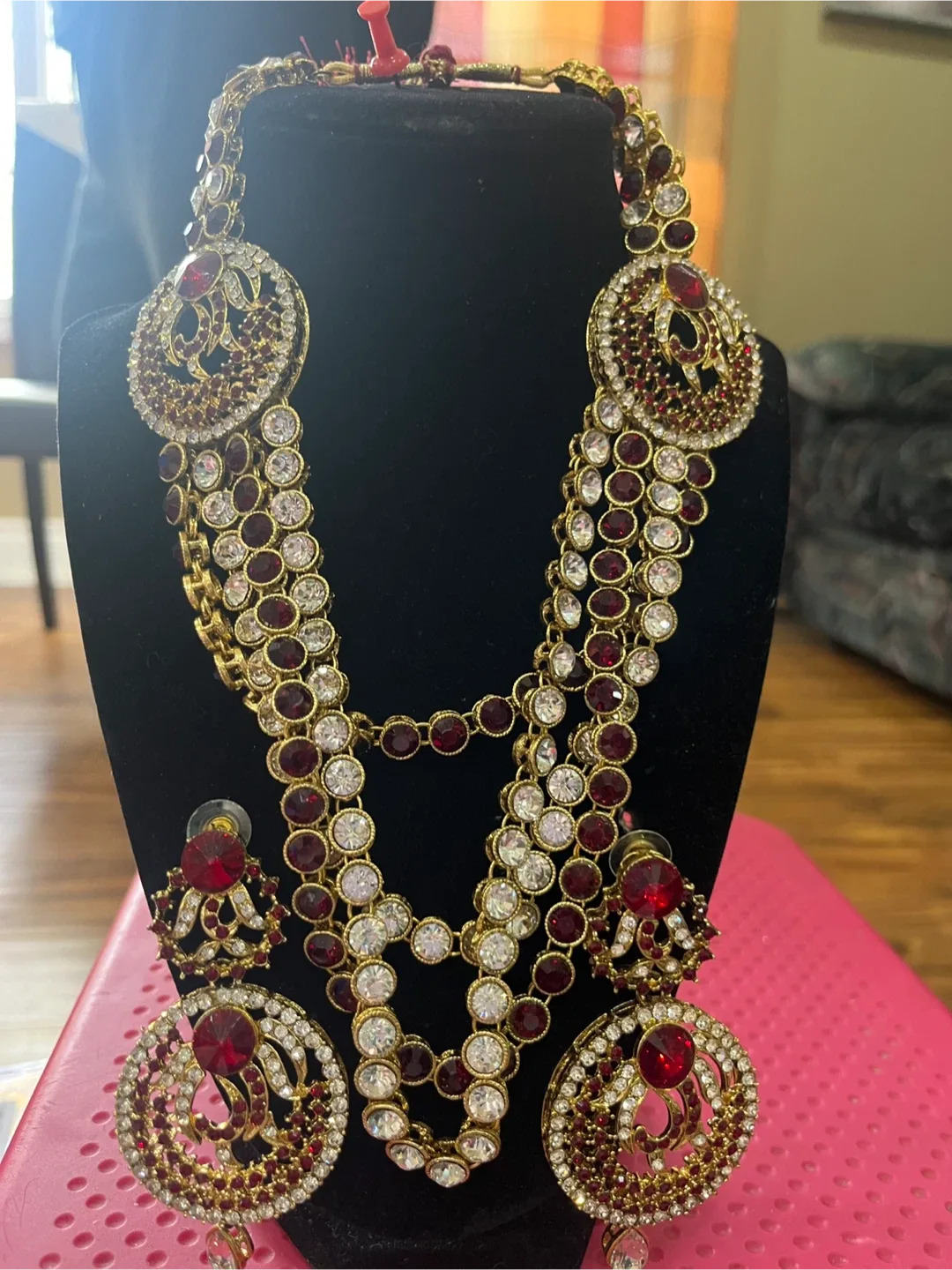 Jewellery Set image indicator(7)