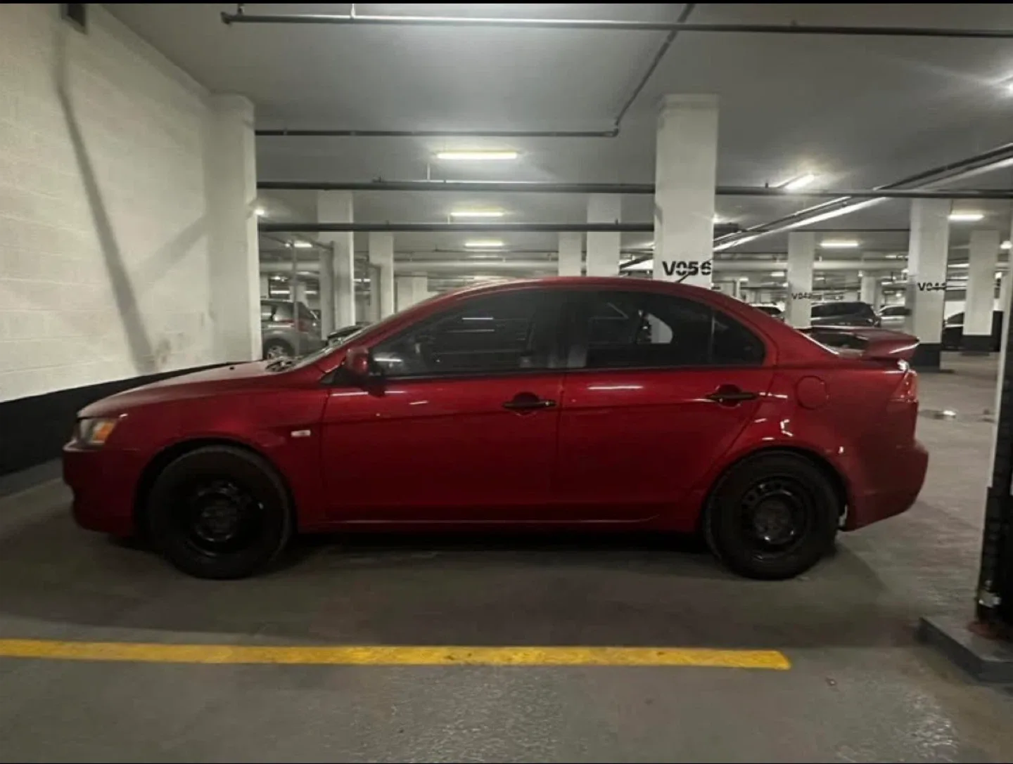 Mitsubishi Lancer - Red Sedan image indicator(3)