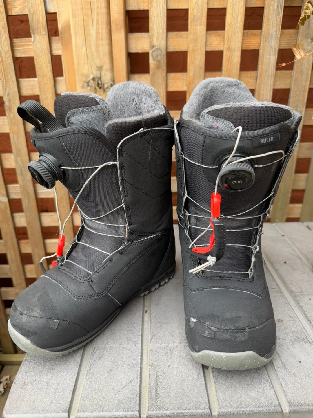 Burton Ruler BOA Men's Snowboard Boots - Size 7