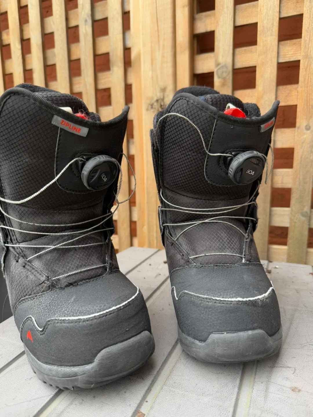 Burton Zipline BOA Youth Snowboard Boots - Size 6 US image indicator(4)