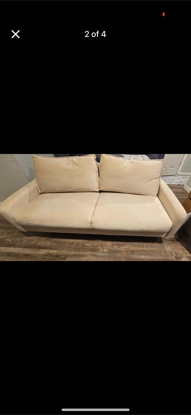 Small couch . Ground level pick up image indicator(2)