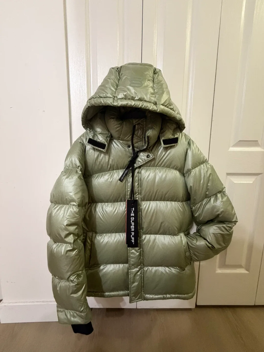 Aritzia The Super Puff™ Original - Size M