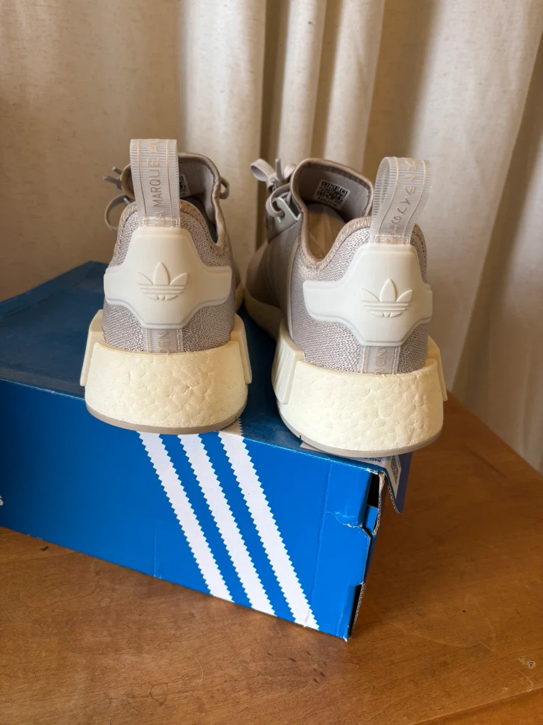 Adidas NMD Size 10 Women’s image indicator(4)