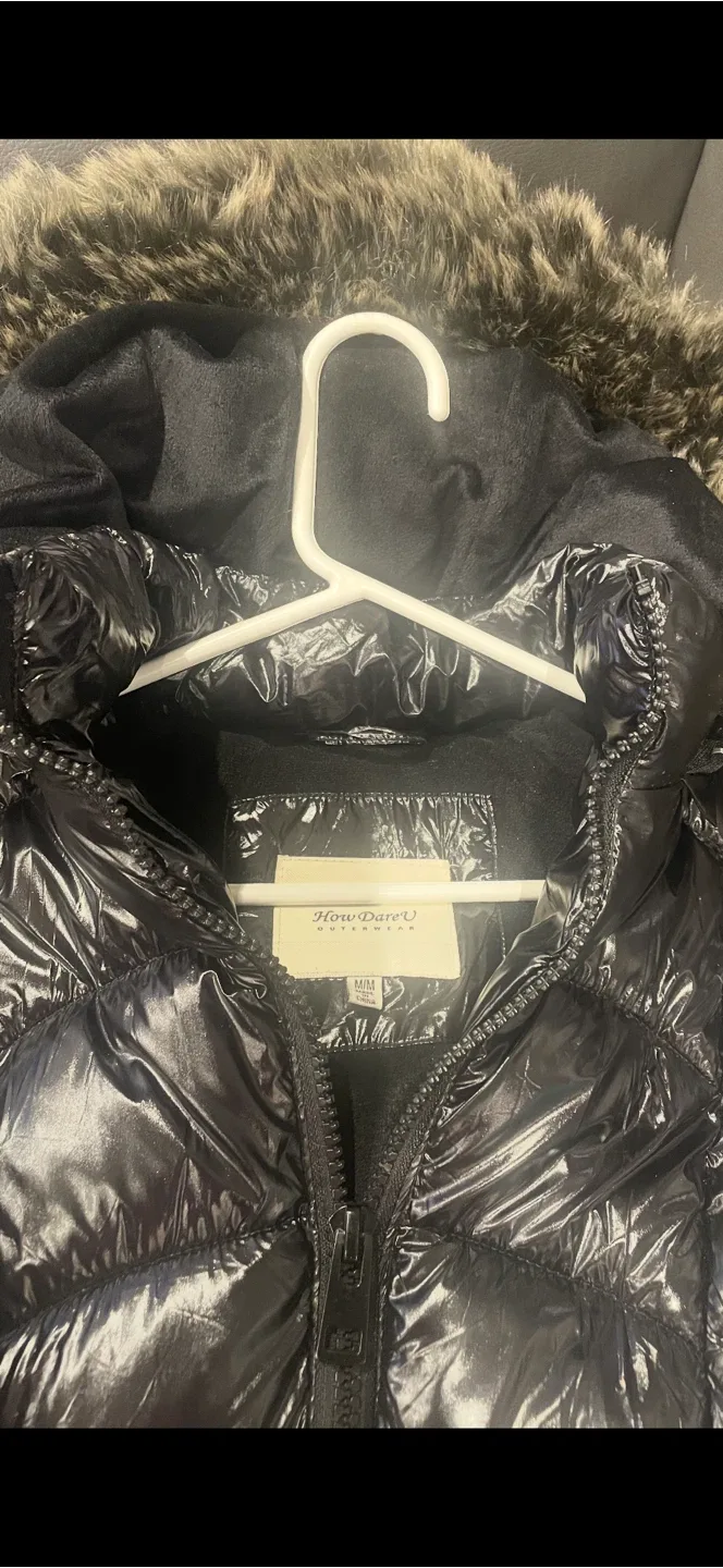 How Dare U Black Puffer Jacket - Size M image indicator(4)