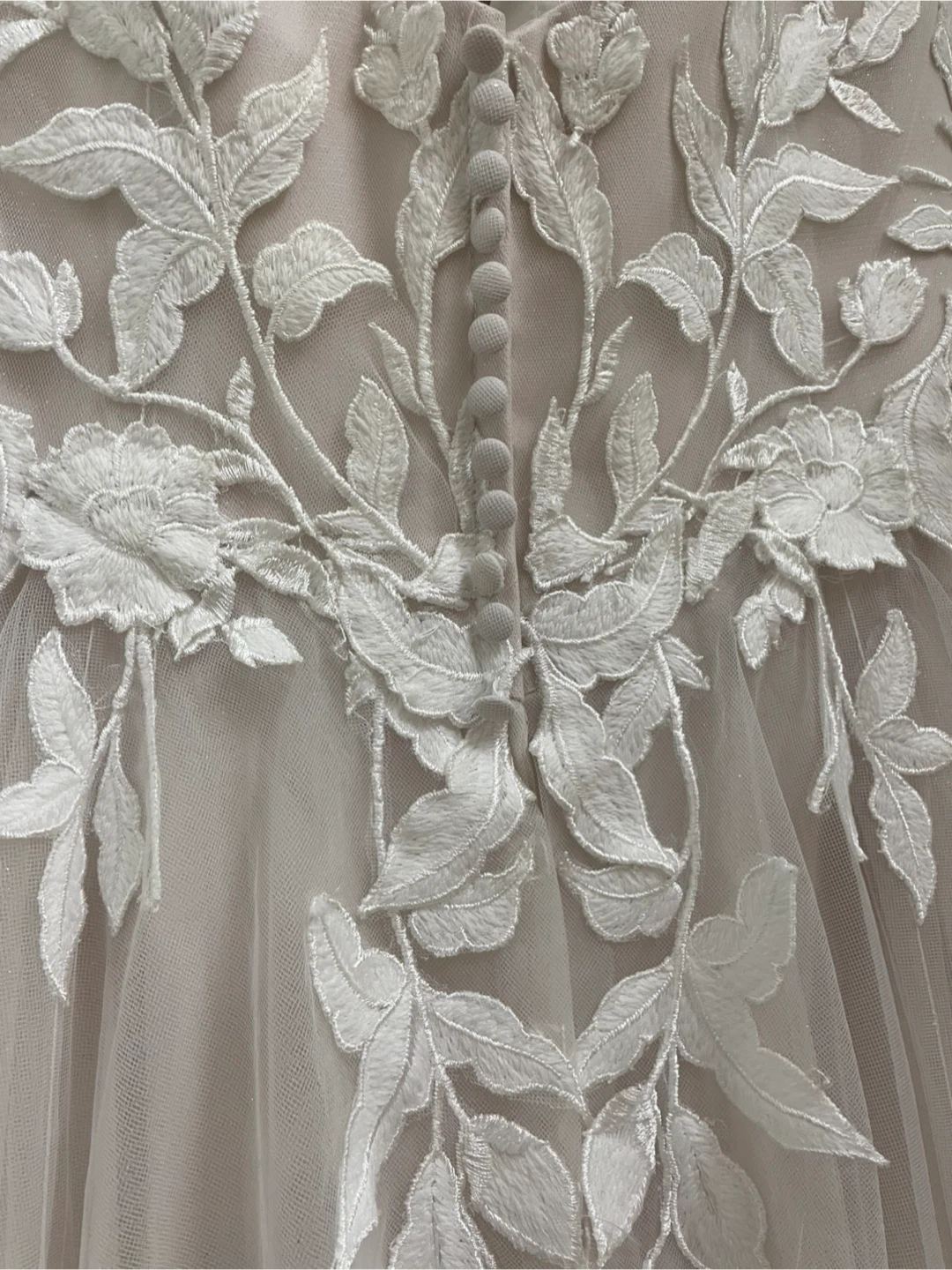 Wedding Dress with Floral Appliqué - photo 4