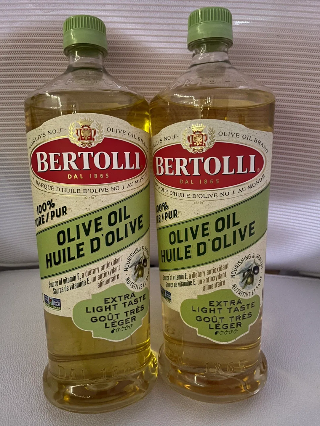 2x Bertolli Extra Light Taste Olive Oil 1L