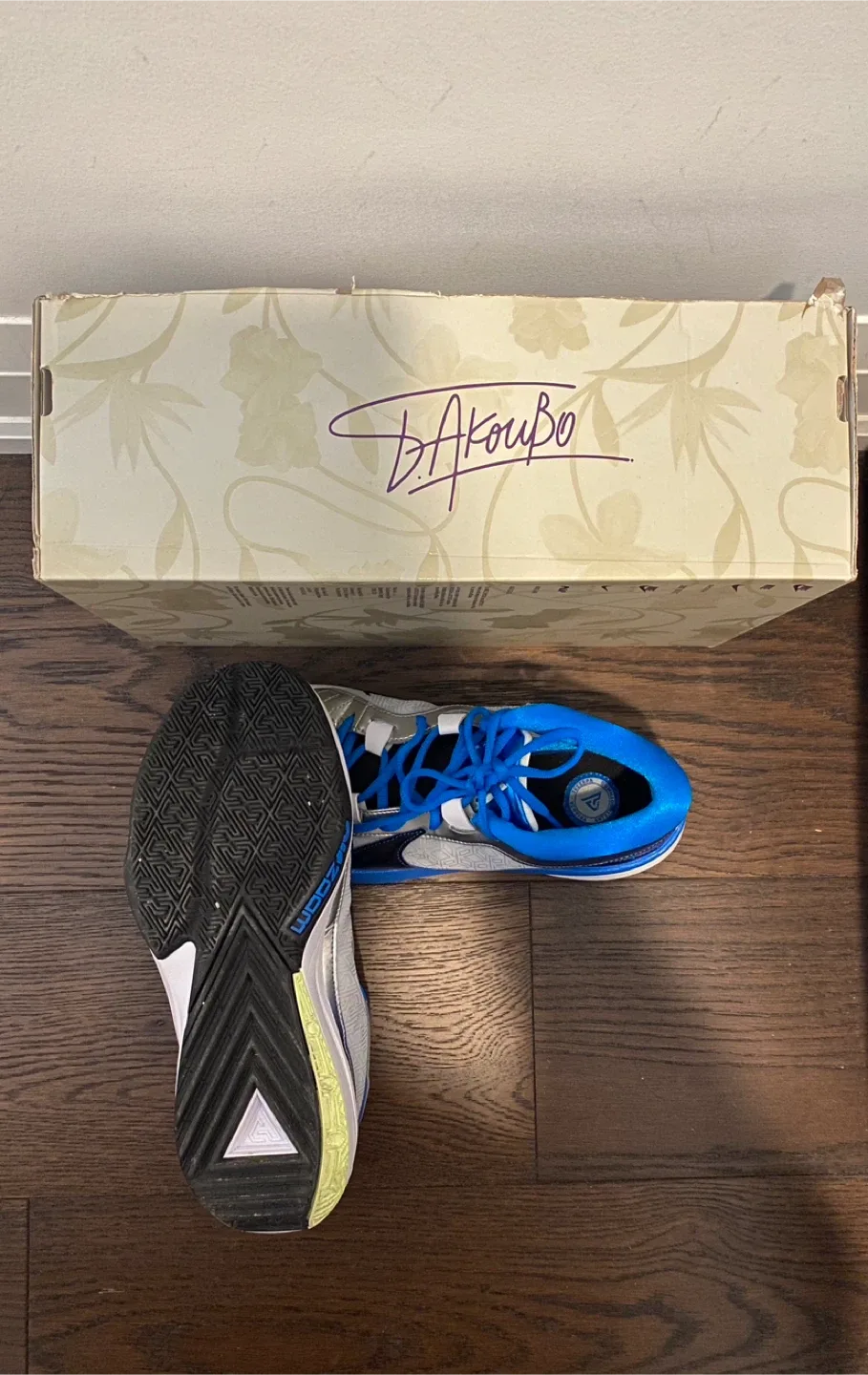 (Brand New US 9.5) Freak 5 Basketball Shoe image indicator(2)